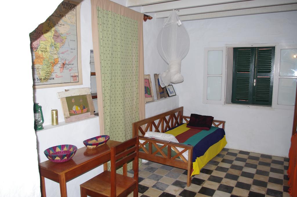 Maison Augustin Ly Gorée Pokój zdjęcie
